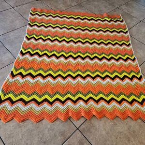Handmade Zigzag Afghan Blanket White Brown Yellow Orange 62"x72"
